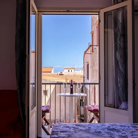 Aria Cefalu